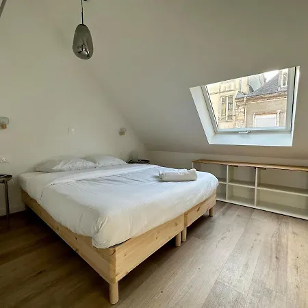 Mascate - Avec Terrasse Privee Et Climatisation 아파트 *